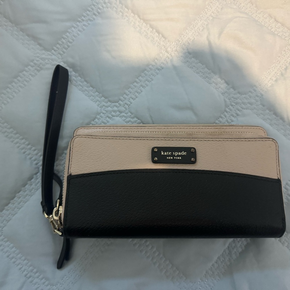 Kate Spade Black and Cream Women's Bag